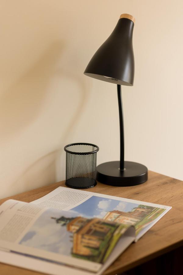Cosy Apartment Bialej Floty With Parking By Noclegi Renters Warsaw Luaran gambar